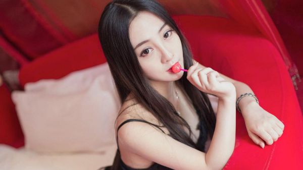 主角是佳佳婆婆的小说免费阅读全文大结局