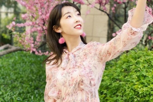 热门小说(我和张宗廷)乔烟张宗廷观看,女主是乔烟张宗廷的小说(我和张宗廷)无弹窗