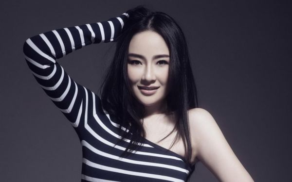 小说穿书后成了大佬们的掌中娇第1章精选阅读