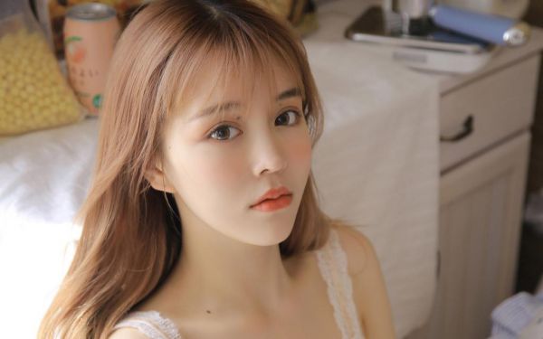 千禧年重生，原来我妈才是大女主宋知华秦舒怡小说在线阅读