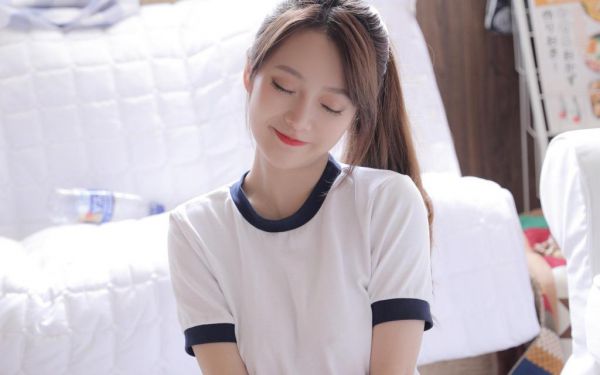 书名是闪婚当天:夫人马甲上热搜了讲的什么,免费小说闪婚当天:夫人马甲上热搜了(叶冉冉顾聿琛)全文阅读
