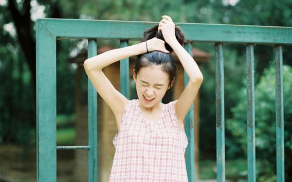 余袅袅慕寒江是什么小说,主角是余袅袅慕寒江的小说预知崽崽上门寻娘,她被权养了