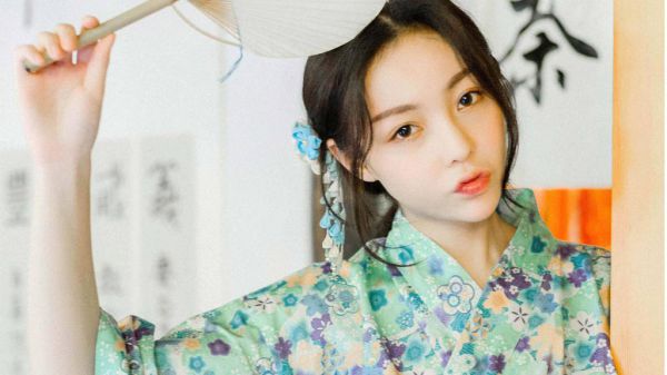 抖音热推主角小说姐妹成名,顾琴琴顾薇姐妹成名小说免费阅读