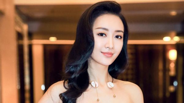 小坡大进的小说重生穿越我成为了大反派顾枫全文阅读