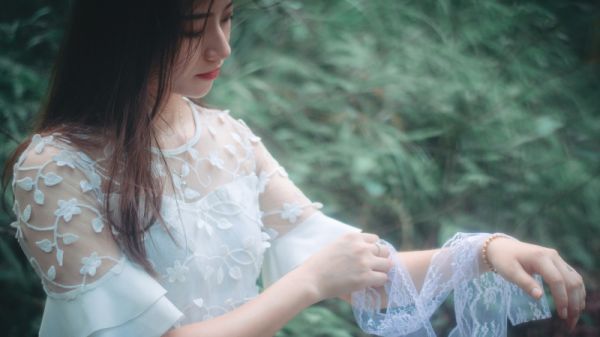 厉景烨黎心苒重生篇绯月魂殇小说免费阅读