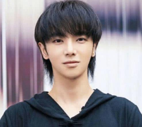 华晨宇现任老婆叫什么，华晨宇为什么不娶张碧晨