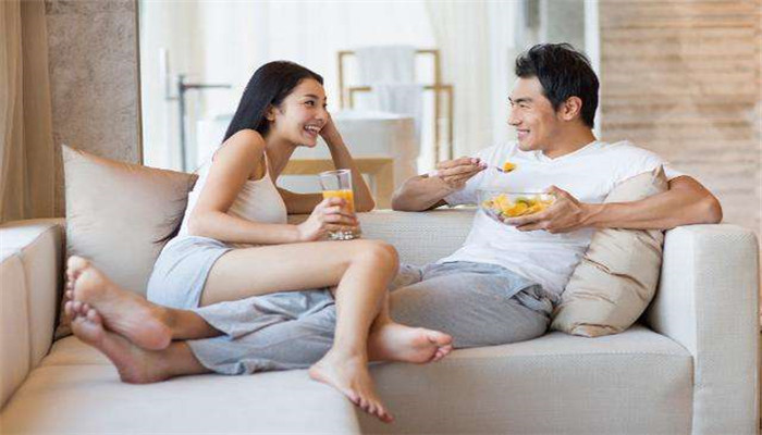 怎样报复女朋友的背叛，女朋友背叛自己可以原谅吗