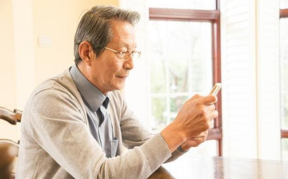 为什么六十岁的男人出轨更可怕，六十岁的男人出轨了怎么办