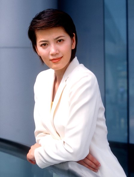 官员为何喜欢女主播 周被捕前与央视女主播玩