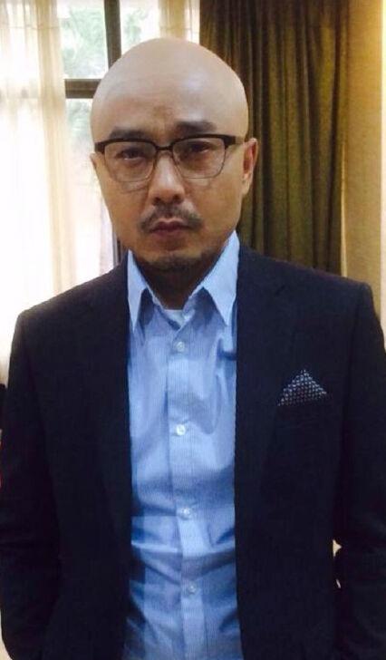 徐峥整容前后照片对比 和汪涵撞脸傻傻分不清