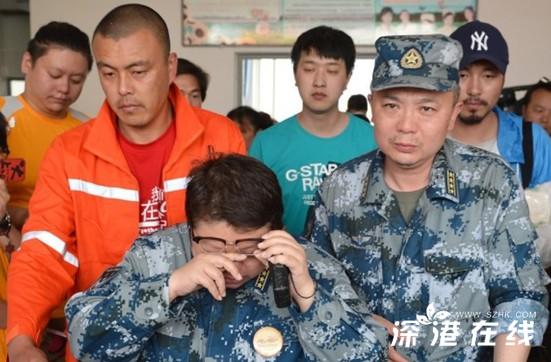 韩红选择赈灾而不奔丧是她的自由