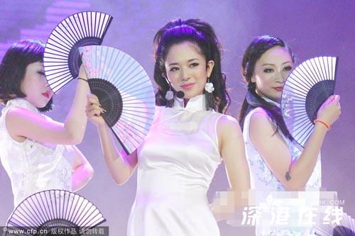 苍井空经纪人:她同李香兰等4女性为中日交流做贡献(图)
