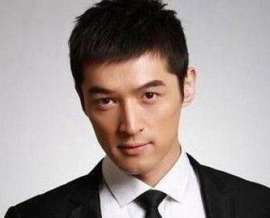 胡歌母亲替他相亲 对方误认为诈骗犯